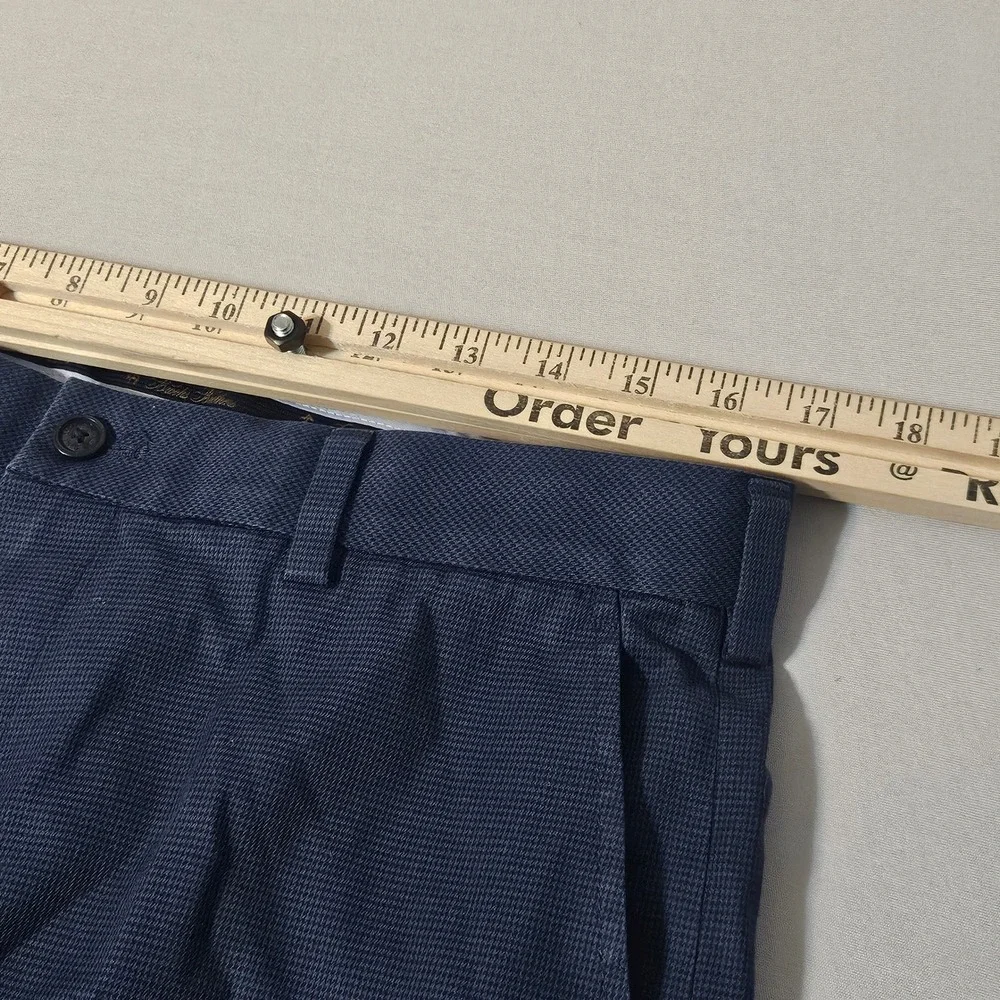 Brooks Brothers Clark Advantage Chino Pants Mens 33x30 Navy‎ Lightweight stretch